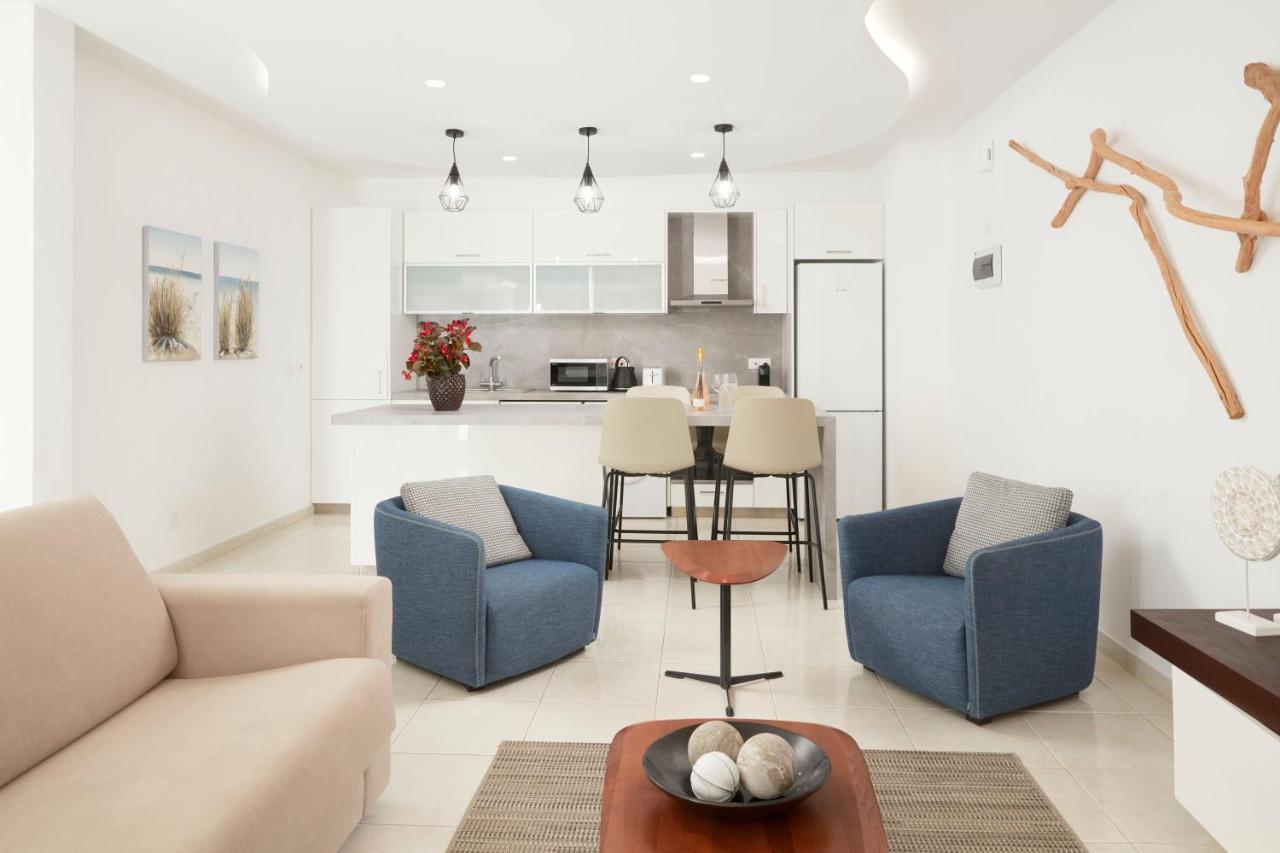 Ambelones Apartments 피조우리 외부 사진