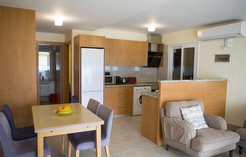 Ambelones Apartments 피조우리 외부 사진