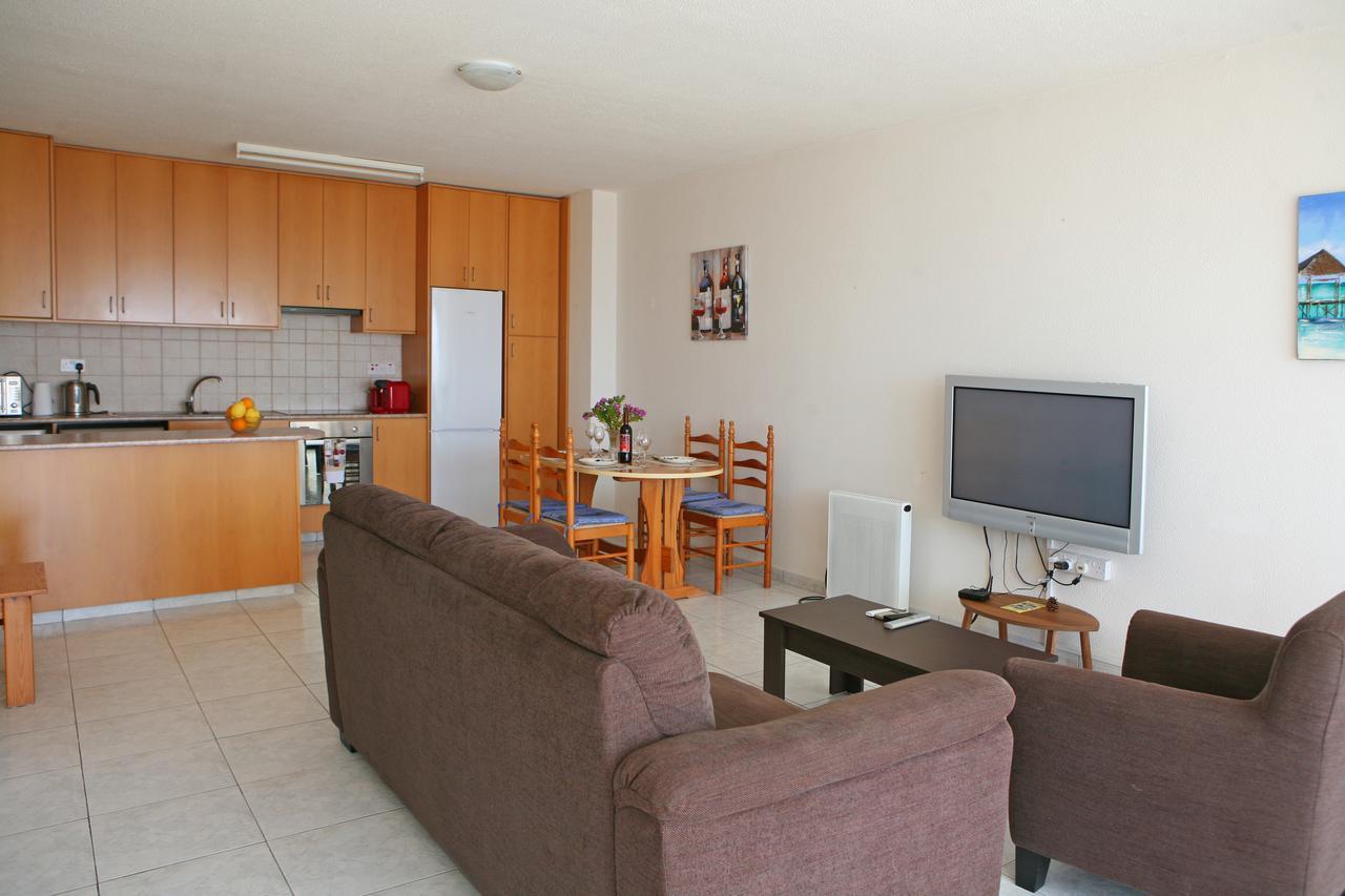 Ambelones Apartments 피조우리 외부 사진